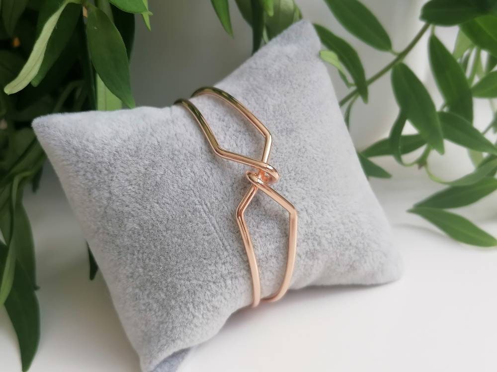 Rose Gold Twist Cuff Bangle