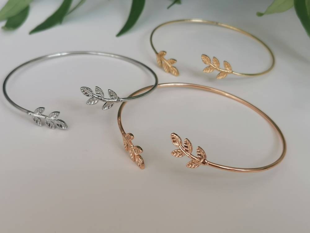 Elegant Minimalist Leaf Cuff Bangle