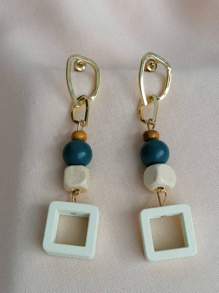 Retro Lightweight Dangle Earrings